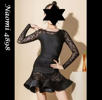 Naomi 4898
