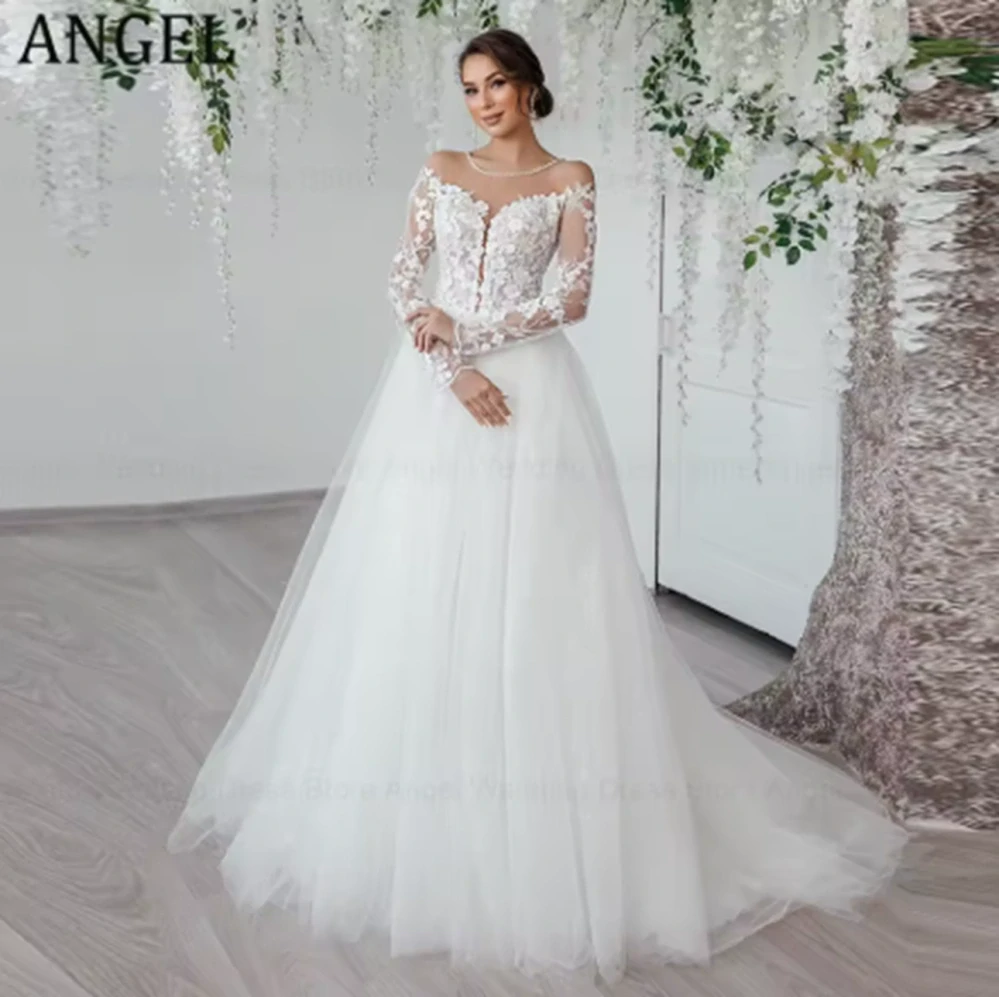 Angela 4683