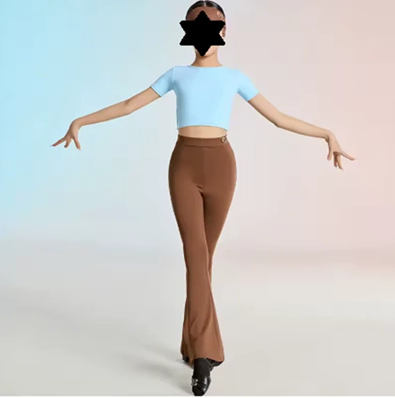 Lara 4636