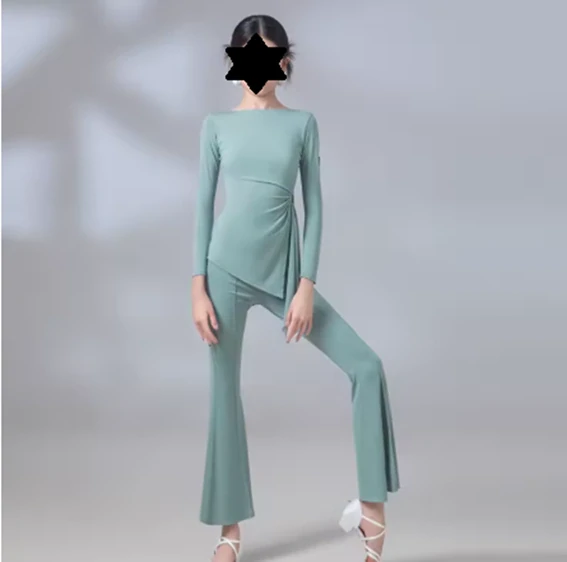 Lara 4643
