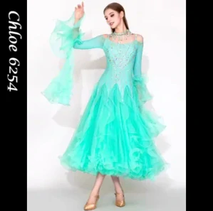 Chloe 6254
