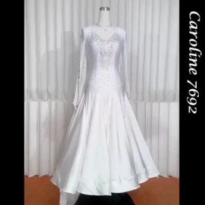 Caroline 7692