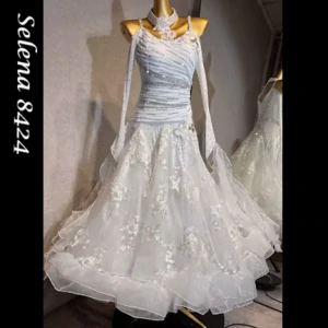 Selena 8424