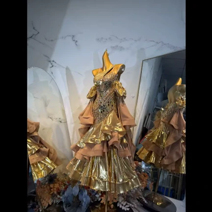 Priscilla 8252