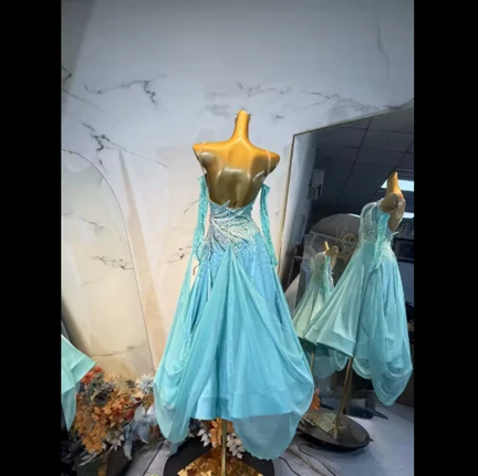 Priscilla 8260